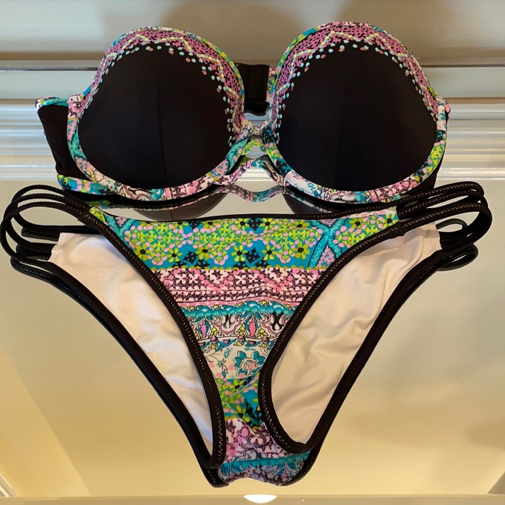 VS BIKINI